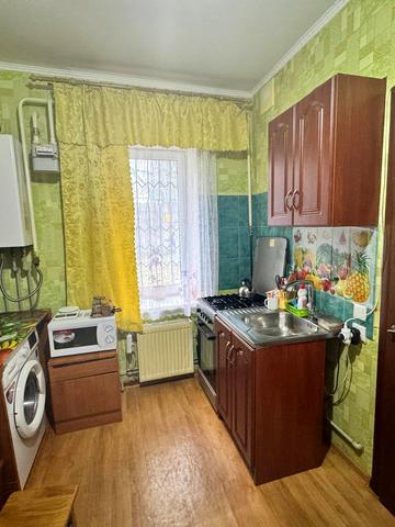 Небесної Сотні вул. (Леніна), 69