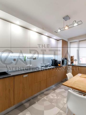 Гусовського вул., 4