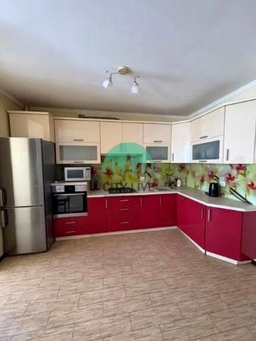 Володимира Івасюка вул., (Будинок)