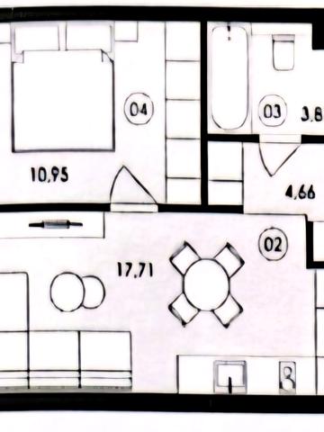 Героїв Майдану вул., 15