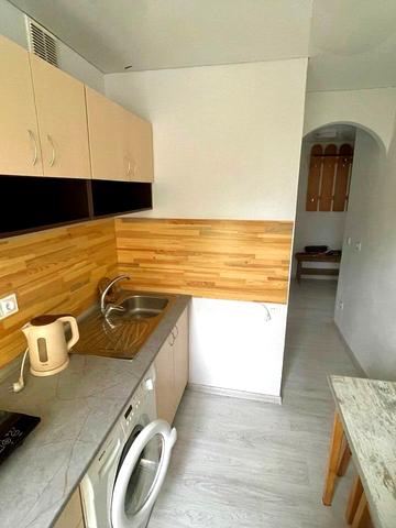 Сухомлинського вул., 4/3