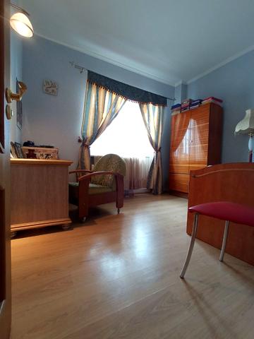 Григорія Сковороди вул., 3