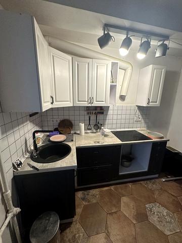 Перемишльська вул. (Червонопільська), 9