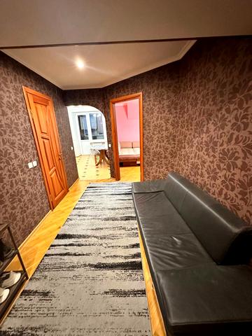 Микулинецька вул., 40