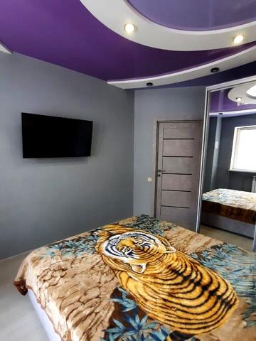 Мирна вул., (Будинок 1)