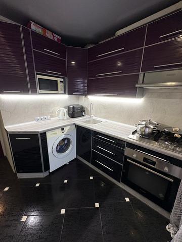 Українська вул., 43