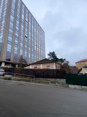 Валерія Лобановського просп. (Червонозоряний), 56/21-А