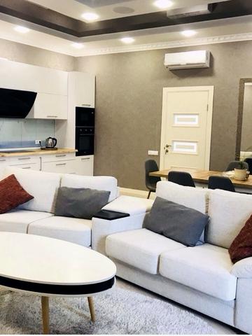 Євгена Чикаленка вул. (Пушкінська), 20