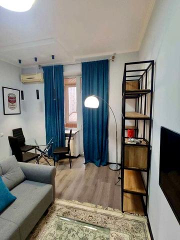 Велика Васильківська вул. (Червоноармійська), 58