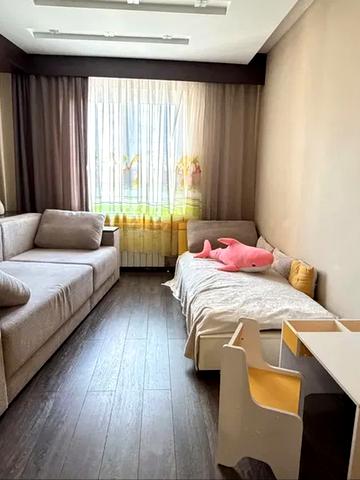 Урлівська вул., 20