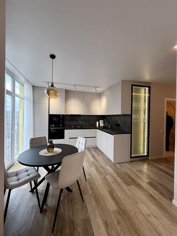 Корнелія Дзержика вул., 16б