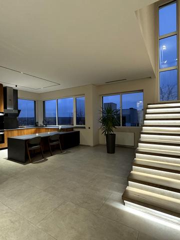 Берлінська, 23