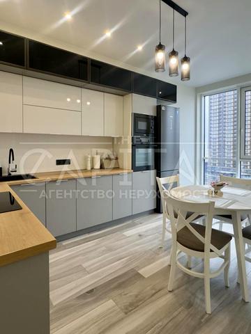 Левка Лукяненка вул. (Маршала Тимошенка), 21/19