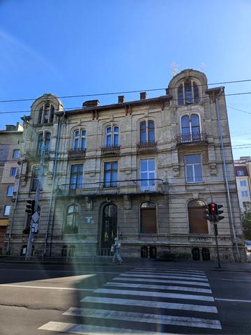 Гетьмана Мазепи вул., 83