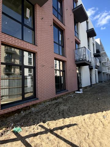 Бічна Зелена, 101