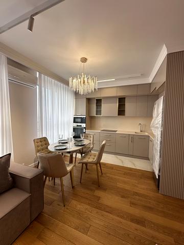 Олени Теліги вул., 25