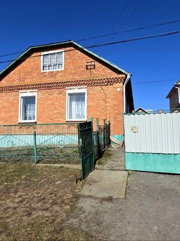 центральна, 43