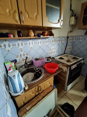Залізнична вул., 44