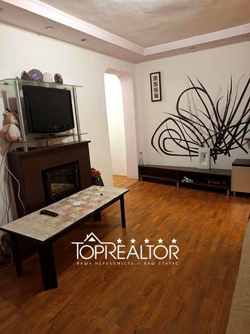 Василя Мельникова вул. (Межлаука), 4/1