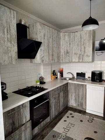 Матвія Донцова вул. (Тургенєвська), 15