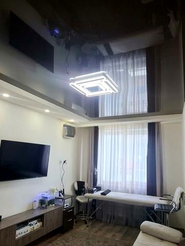 Миру вул., 9-В