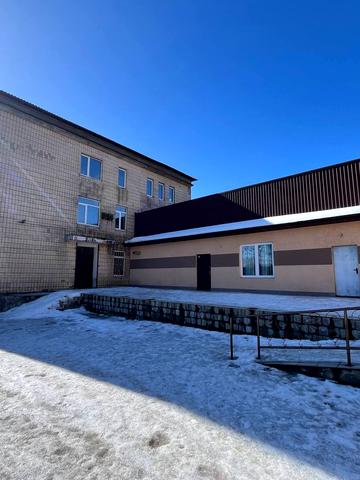 Центральна, 2а