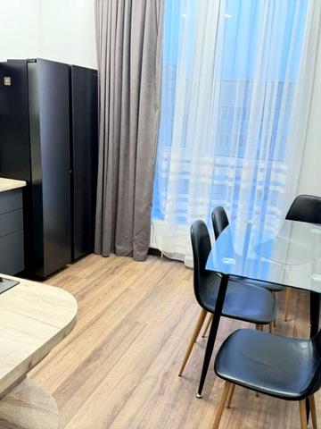 Геранієва вул., 8