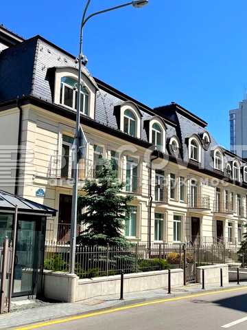 Новоселицька вул., 7