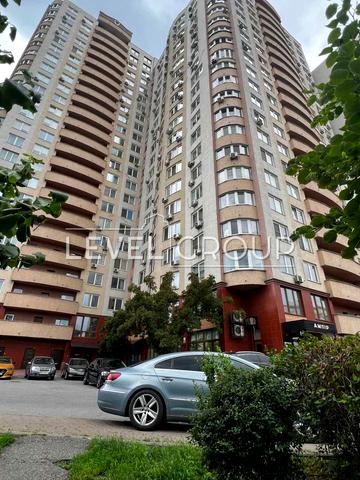 Валерія Лобановського просп., 150