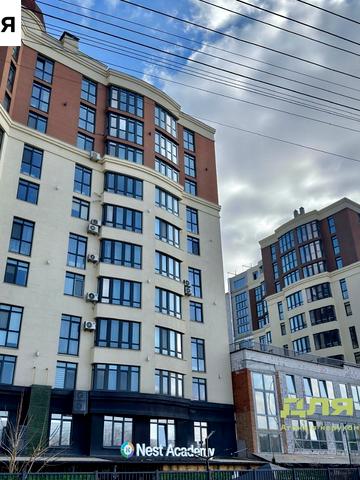 Івана Богуна вул., 1