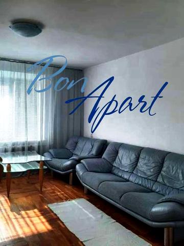 Олександра Кониського вул., 16