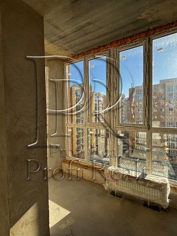 Героїв Небесної Сотні просп., 26/15