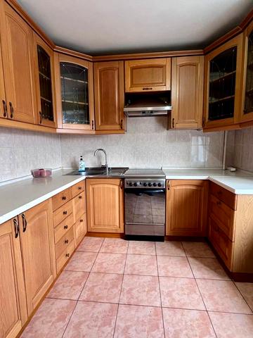 Героїв Крут вул. (12 Квітня), 2-Б