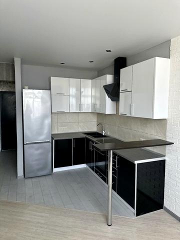 Вацлава Гавела бульв. (Івана Лепсе), 28