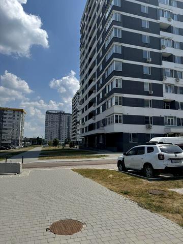 Героїв Харкова просп. (Московський), 160