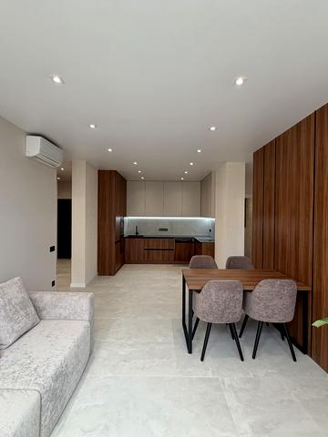 Авраама Лінкольна вул. (Димитрова), 6-Б