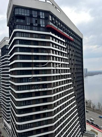 Дніпровська набережна вул., 15-Д