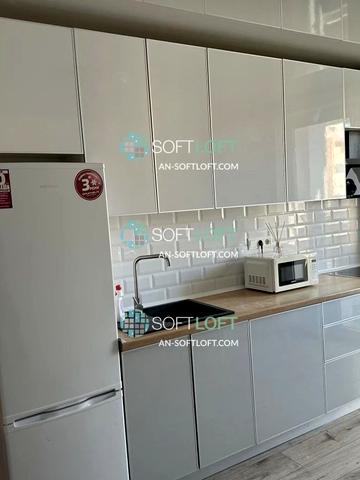 Ньютона вул., 108