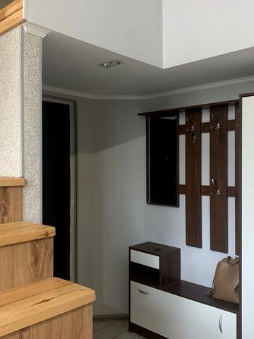 Варшавська вул., 11