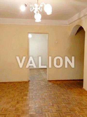 Кавказька вул., 7