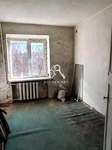 Володимира Бизова вул. (Якіра), 32