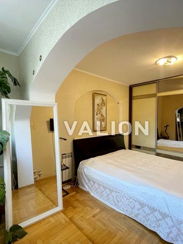 Княжий Затон вул., 5