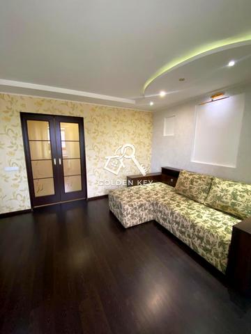 Степана Тільги вул. (Революційна), 17а