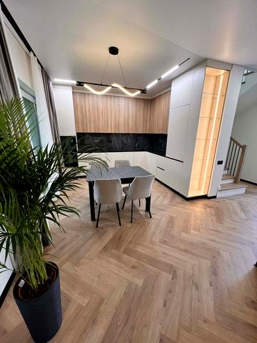 Слобідська вул.