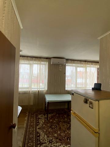 Любові Малої просп. (Постишева), 4б