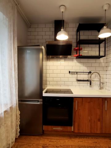 Левка Лукяненка вул. (Маршала Тимошенка), 33/35