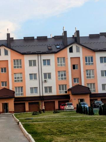 Героїв Крут вул., 6