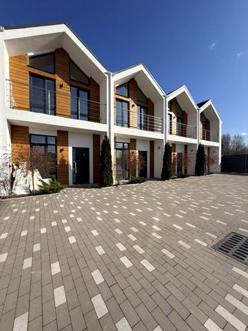 14-та Центральна вул.