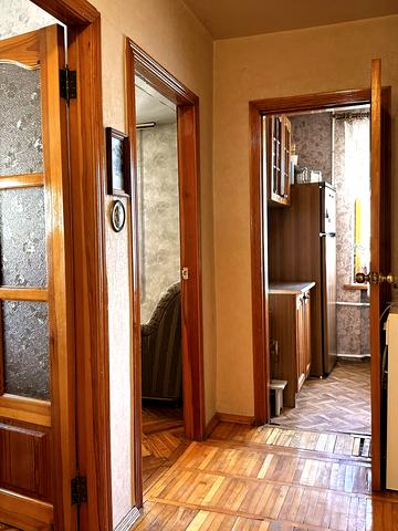 Науки просп., 13