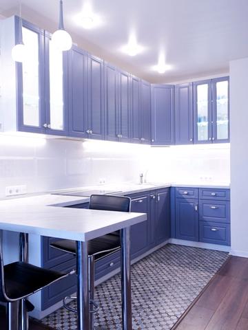 Євгена Сверстюка вул. (Марини Раскової), 6